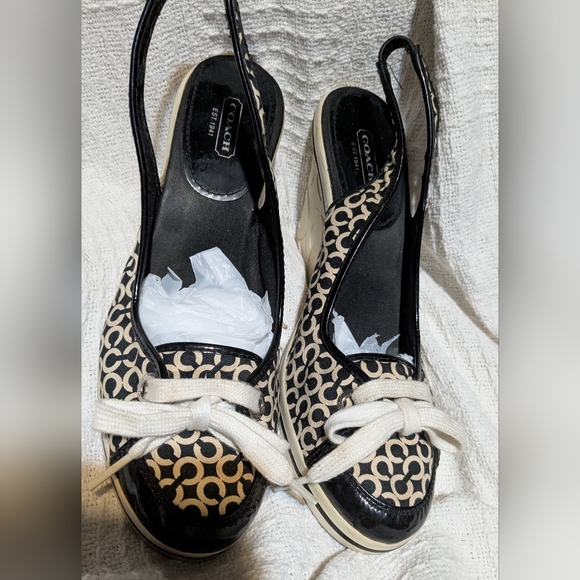 Coach Women's 11 Emilanna Pop Art Wedges Fabric - Picture 1 of 9